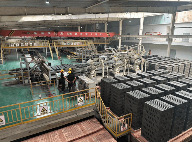Automatic brick stacking system