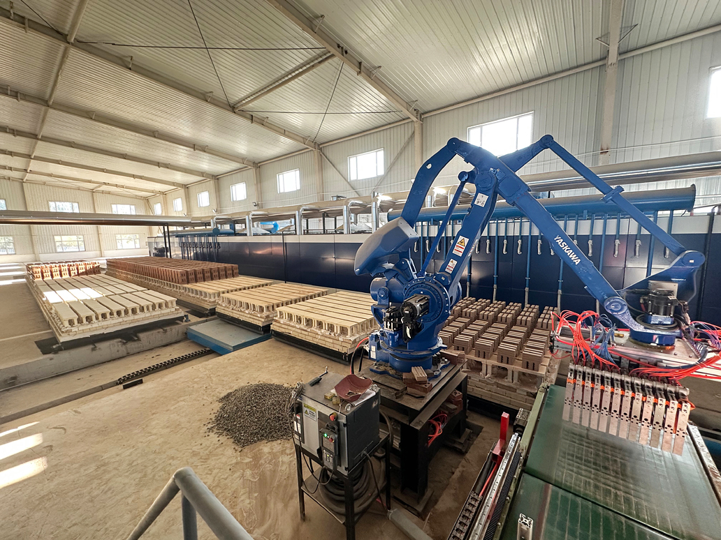Automatic brick stacking system
