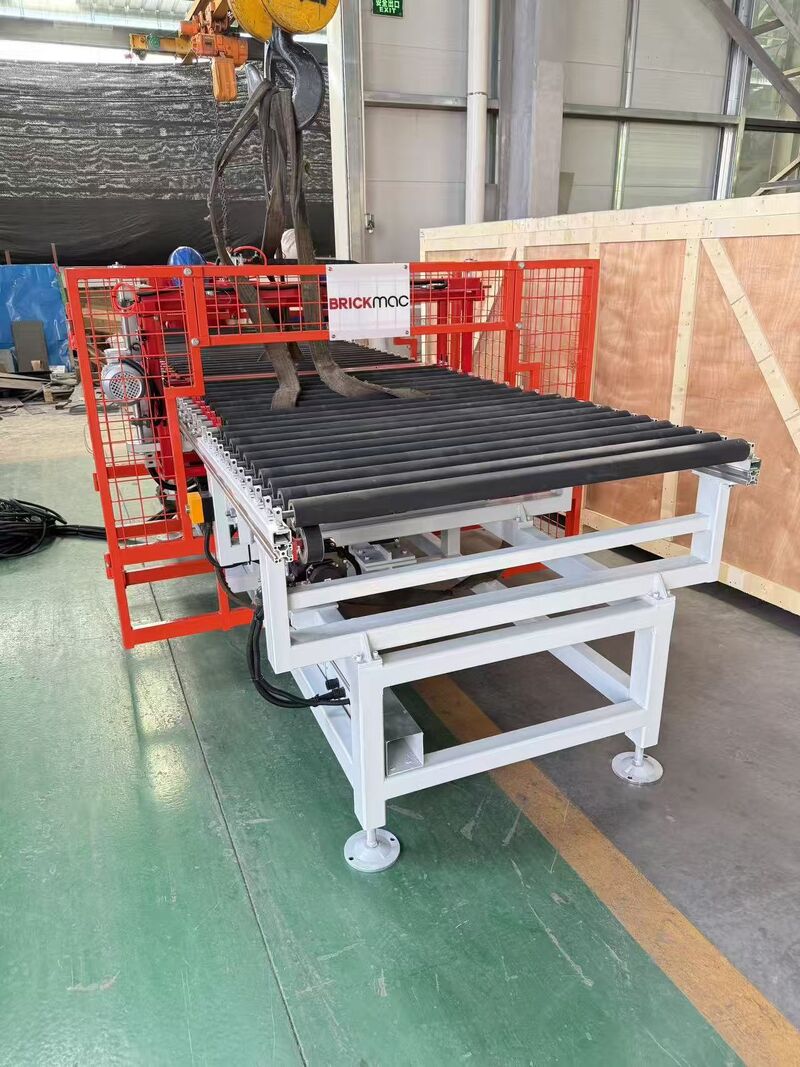PANEL CUTTING MACHINE